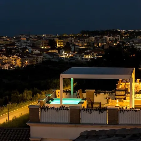 Casadelmare14 Roof Deluxe - Vista Mozzafiato Con Jacuzzi Apartment Tortoreto Exterior photo