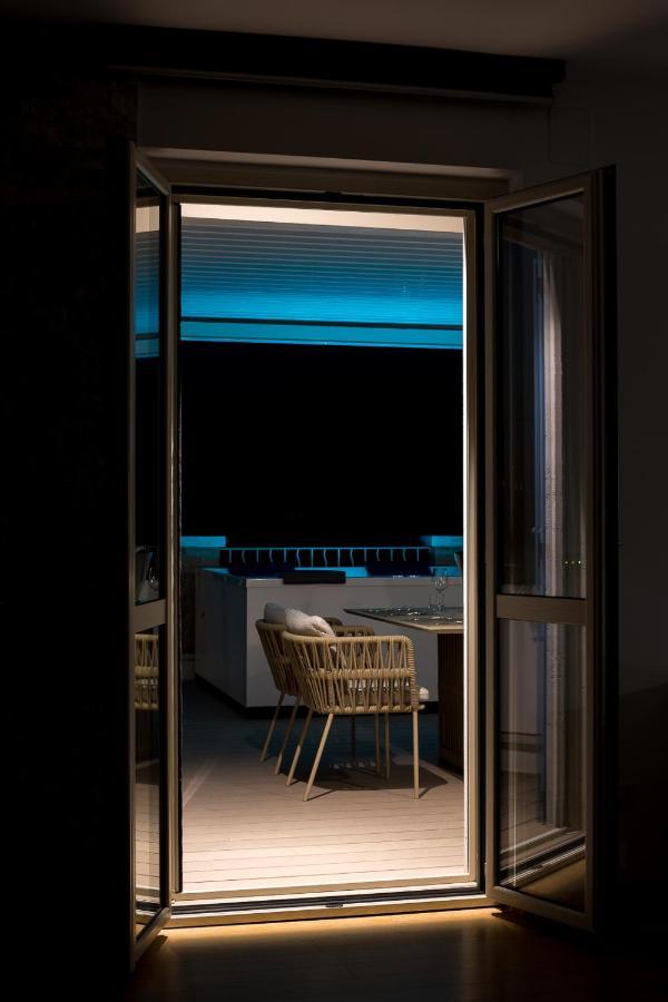 Apartment Casadelmare14 Roof Deluxe - Vista Mozzafiato Con Jacuzzi *